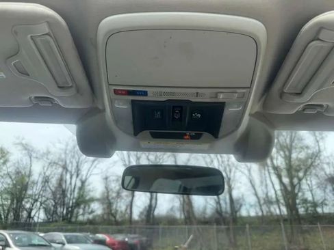 Used 2019 Subaru Forester Premium AWD/4WD image 25
