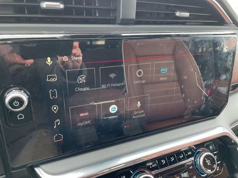 Used 2025 GMC Sierra 2500 Denali Ultimate w/ Max Trailering Package image 25