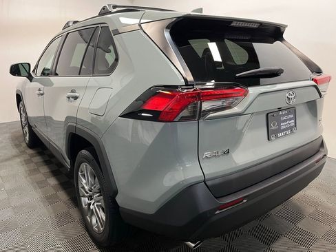 Used 2023 Toyota RAV4 XLE Premium AWD/4WD image 22