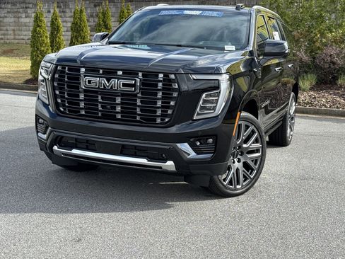 Used 2026 GMC Yukon Denali Ultimate w/ LPO, Floor Liner Package image 5