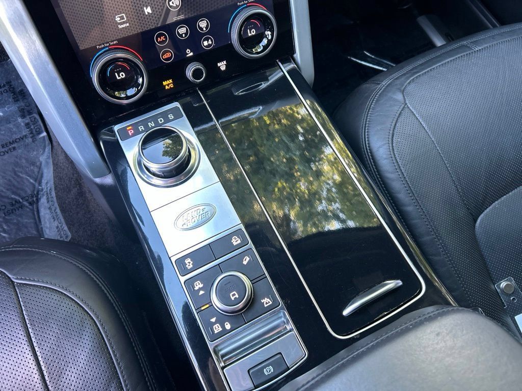 Used 2019 Land Rover Range Rover Supercharged AWD/4WD image 15