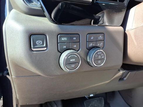 Used 2024 Chevrolet Silverado 2500 LTZ w/ LTZ Plus Package image 23