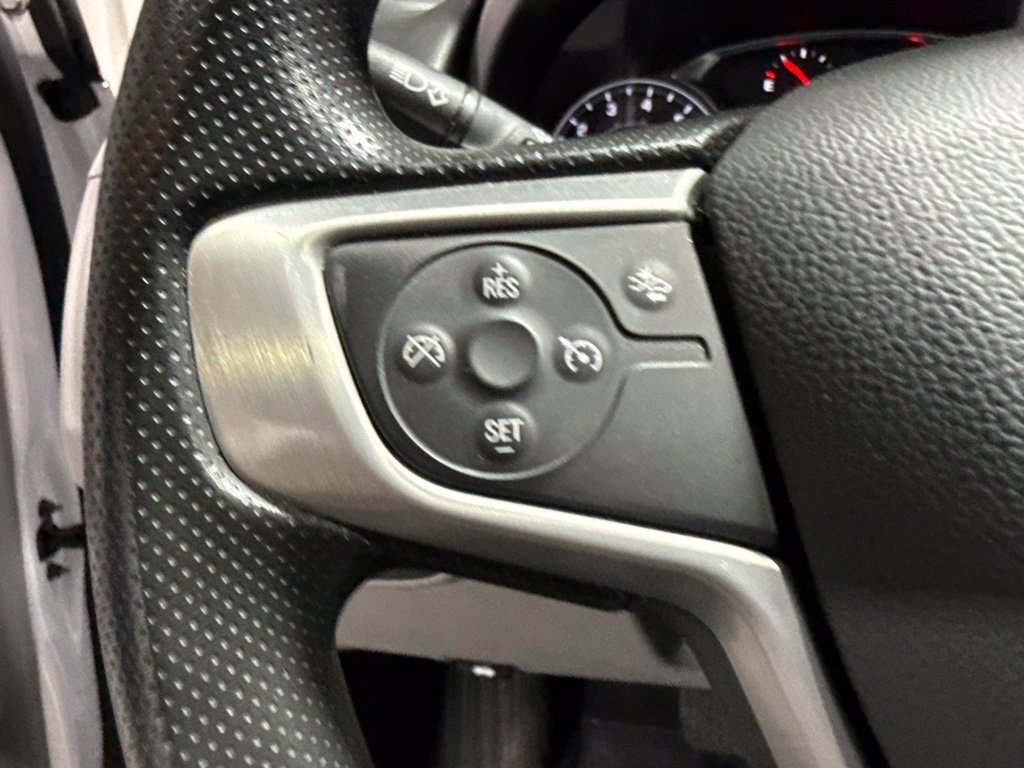 Used 2024 GMC Terrain SLE FWD image 25
