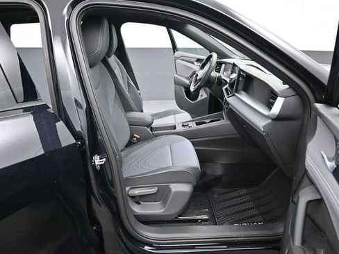 New 2026 Volkswagen Tiguan SE R-Line AWD/4WD image 14