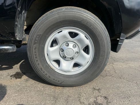 Used 2023 Toyota Tacoma SR AWD/4WD image 48