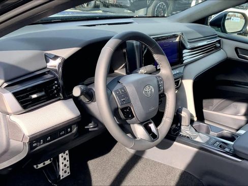 New 2026 Toyota Camry XLE image 8