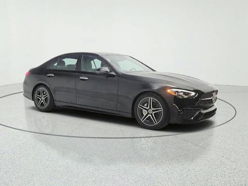 Used 2022 Mercedes-Benz C 300 Sedan image 3