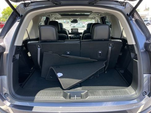Certified 2024 Honda Pilot Touring image 43