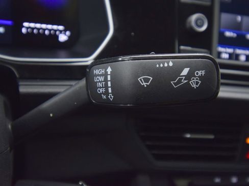 Used 2024 Volkswagen Jetta S image 31