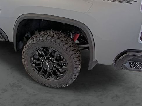New 2026 Chevrolet Silverado 2500 LT w/ Trail Boss Package AWD/4WD image 9