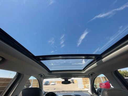 Used 2021 Chevrolet Equinox Premier image 18