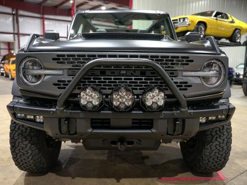 Used 2023 Ford Bronco Badlands image 13