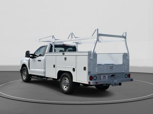 New 2026 Ford F350 XL w/ XL Chrome Package image 6