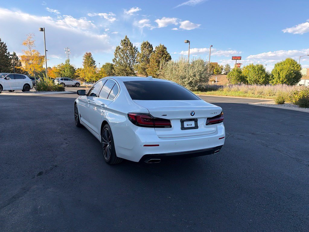 Used 2023 BMW 530i xDrive w/ Executive Package AWD/4WD image 3