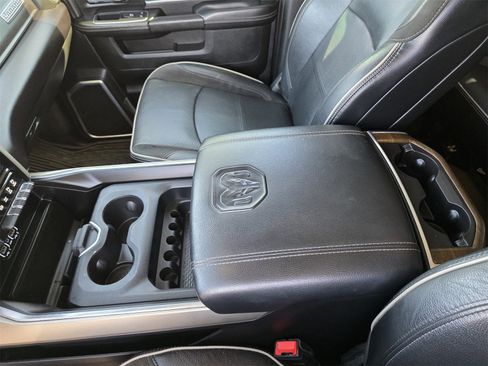 Used 2023 RAM 2500 Laramie image 32