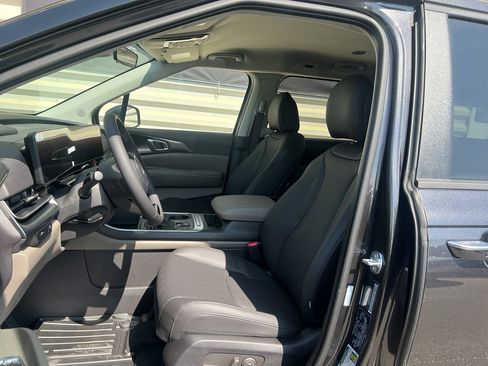 New 2026 Kia Carnival image 9