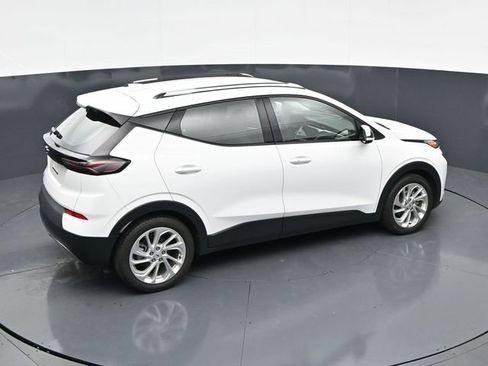 Used 2023 Chevrolet Bolt EUV LT w/ Driver Confidence Package FWD image 27