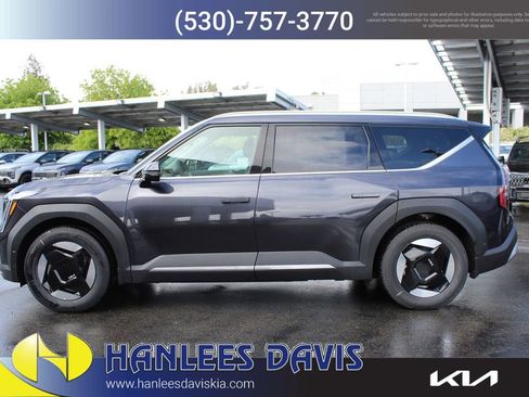 New 2026 Kia EV9 Wind AWD/4WD image 2