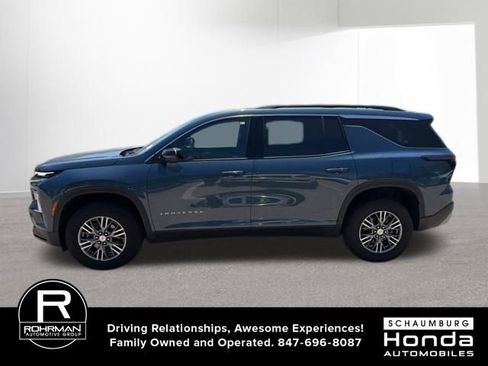 Used 2024 Chevrolet Traverse LT w/ LPO, Floor Liner Package FWD image 11