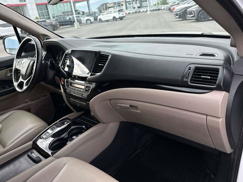 Used 2021 Honda Pilot Touring image 21
