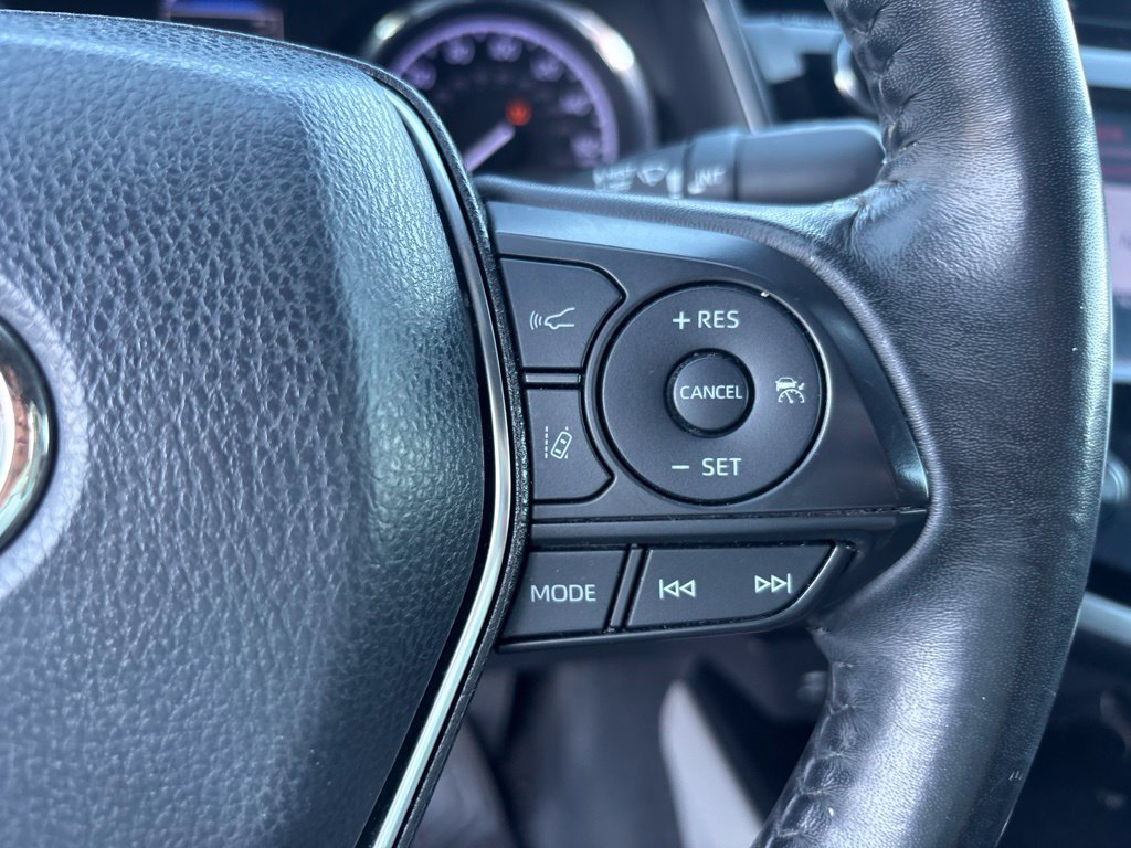 Used 2019 Toyota Camry SE w/ Convenience Package FWD image 19