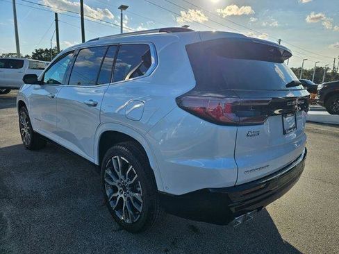 New 2026 GMC Acadia Denali Ultimate image 3