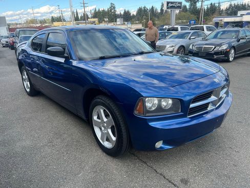 Used 2009 Dodge Charger SXT image 3