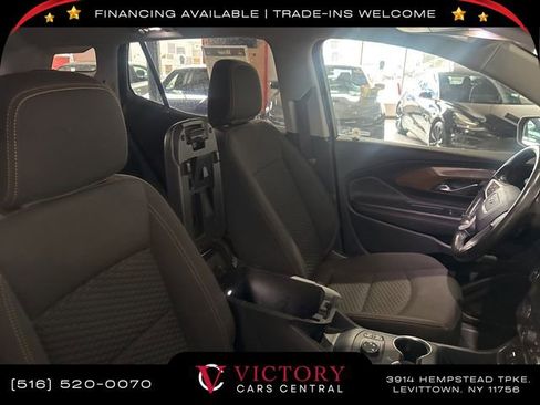 Used 2020 GMC Terrain SLE w/ Driver Convenience Package image 34