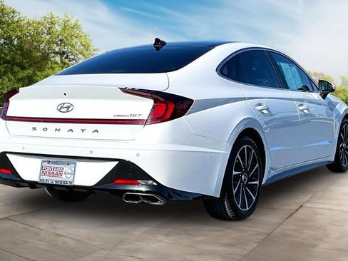 Used 2022 Hyundai Sonata Limited FWD image 6