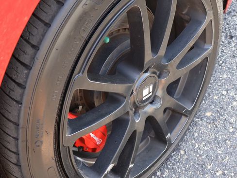 Used 2018 Kia Stinger GT2 AWD/4WD image 37