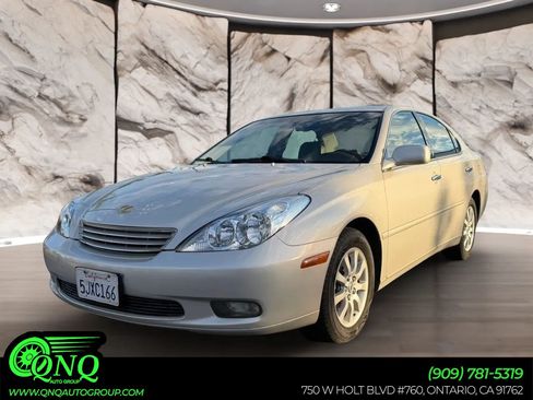 Used 2003 Lexus ES 330 w/ Premium Pkg FWD image 1