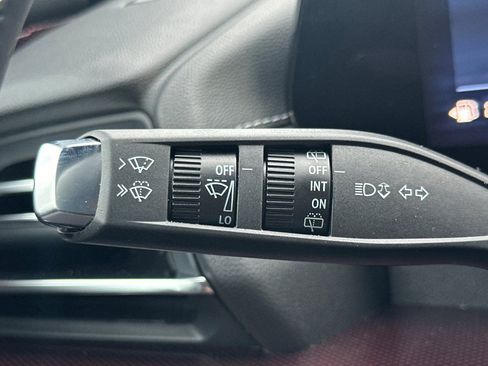 Used 2026 Chevrolet Traverse Z71 w/ Enhanced Driving Package AWD/4WD image 36