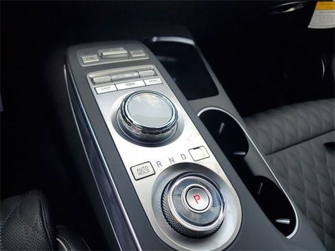 New 2024 Genesis GV70 3.5T Sport w/ Sport Advanced Package image 32