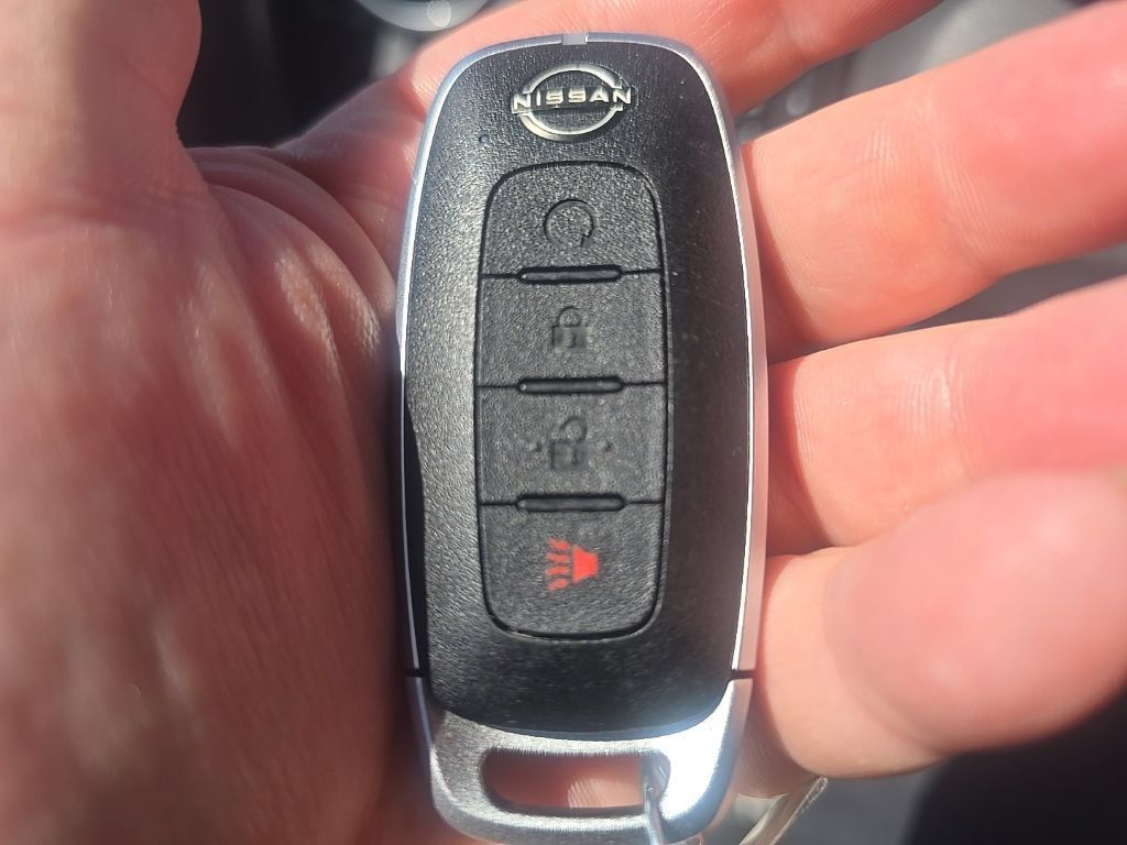 Used 2024 Nissan Kicks SV w/ Interior Electronics Package FWD image 20