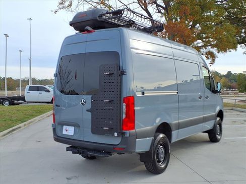 Used 2024 Mercedes-Benz Sprinter 144 Cargo image 8