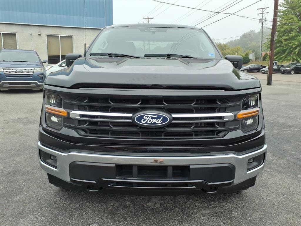 Used 2025 Ford F150 XLT w/ Equipment Group 301A Standard AWD/4WD image 8