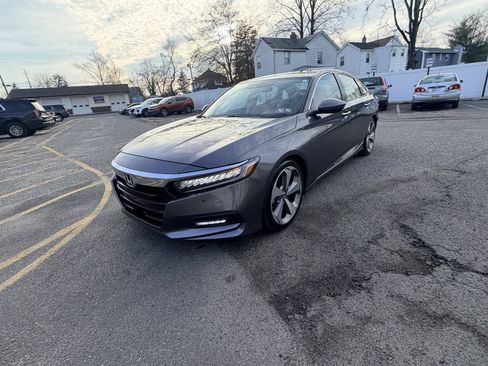 Used 2018 Honda Accord Touring image 20