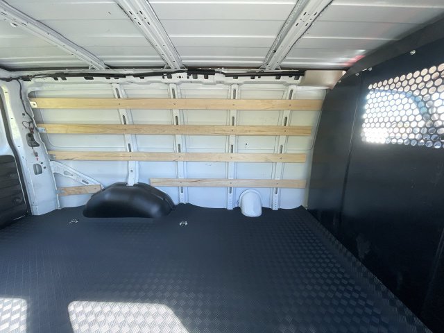 Used 2025 Chevrolet Express 2500 w/ Driver Convenience Package RWD image 12