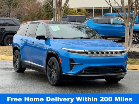 Used 2025 Jeep Wagoneer S Launch Edition image 1