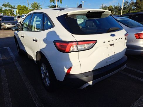 Used 2021 Ford Escape S image 9