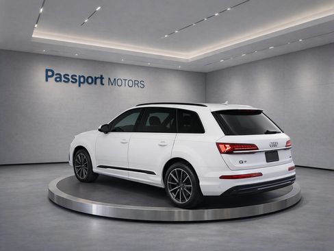 Used 2023 Audi Q7 2.0T Premium Plus w/ Premium Plus Package AWD/4WD image 6