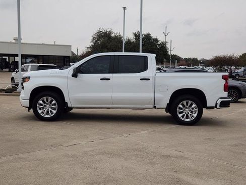 Used 2025 Chevrolet Silverado 1500 Custom image 12