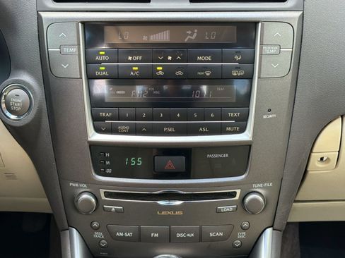 Used 2009 Lexus IS 250 w/ Preferred Accessory Pkg RWD image 18