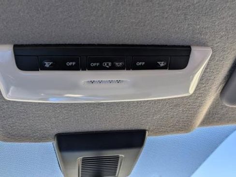 Used 2023 Nissan Kicks S image 14