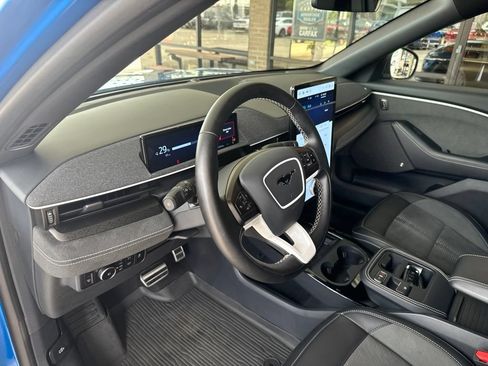 Used 2025 Ford Mustang Mach-E GT AWD/4WD image 9