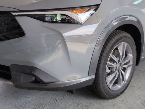 Used 2025 Acura ADX FWD image 11