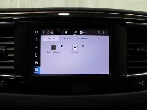 Used 2024 Chrysler Voyager LX image 19