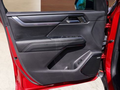 Used 2024 GMC Acadia Elevation w/ Luxury Package image 22