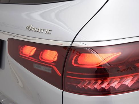 Used 2025 Mercedes-Benz GLS 450 4MATIC image 14