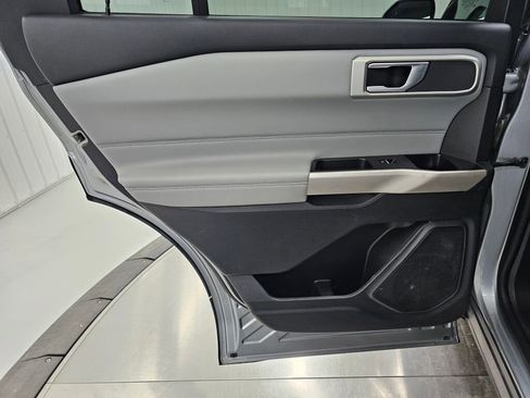 Used 2023 Ford Explorer XLT w/ Equipment Group 202A image 36